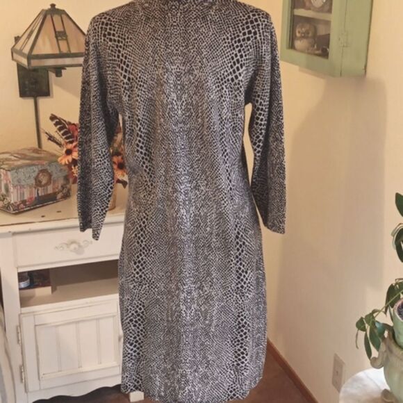 AB Studio Animal Print Sweater Dress. Reptile Print, Sweater Dress - Picture 6 of 13